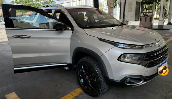 FIAT TORO 2.0 16V TURBO DIESEL VOLCANO 4WD AT9